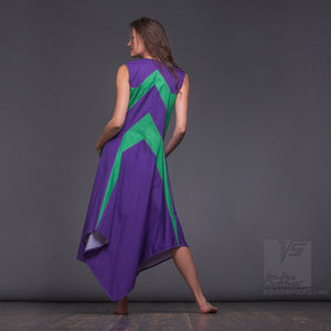 Bright, geometrical aesthetic dress with short sleeves. Violet and green.