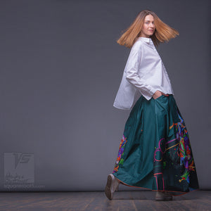 Non traditional maxi emerald skirt. Japanese stile. Squareroot5 wear